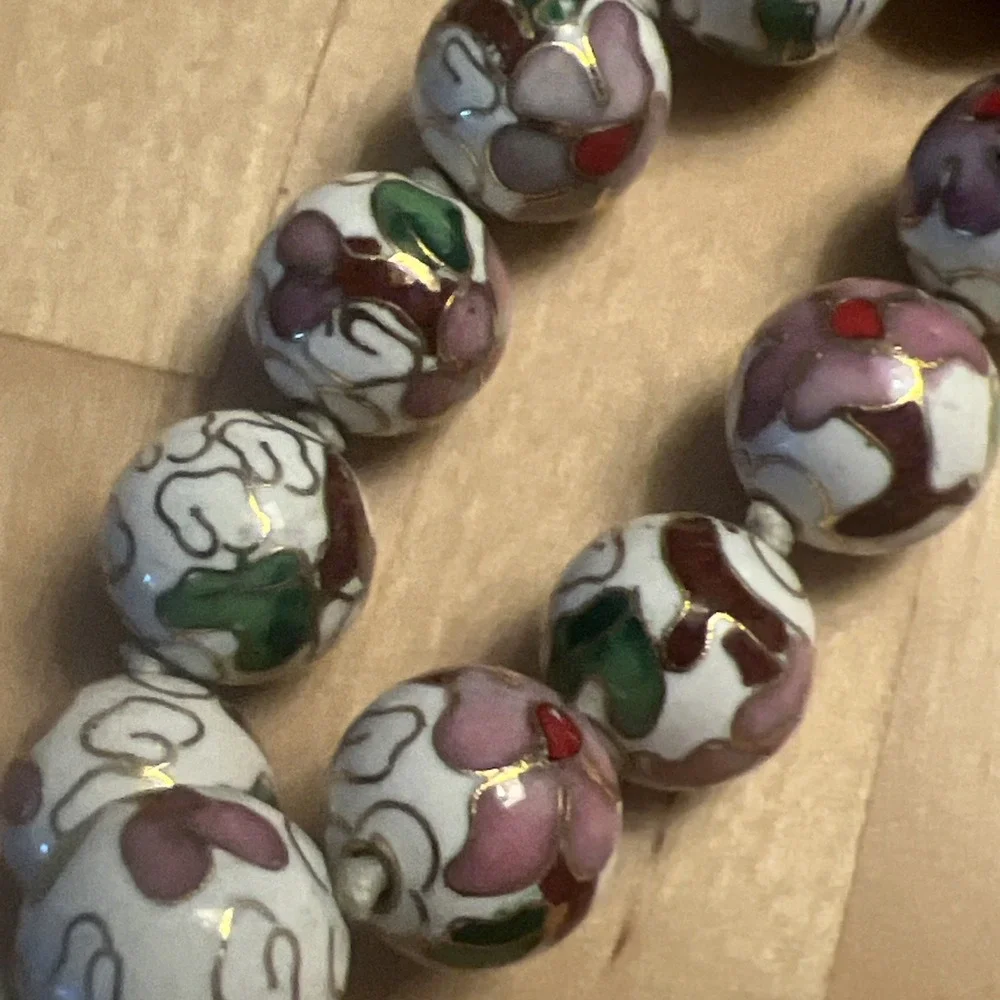 theLoop Cloisonne Floral Eyeglass Holder Necklace 27